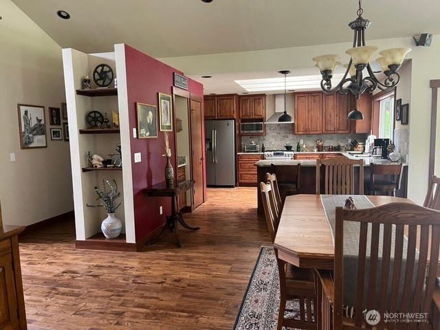 2901 S Bay Road NE, Olympia, WA 98506
