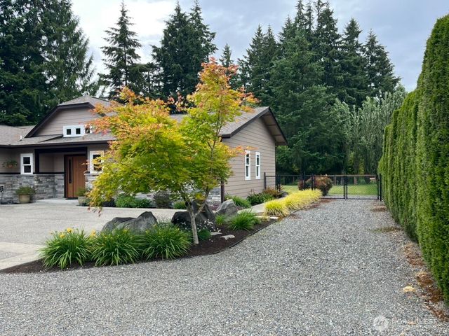 2901 S Bay Road NE, Olympia, WA 98506