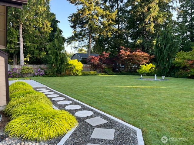 2901 S Bay Road NE, Olympia, WA 98506
