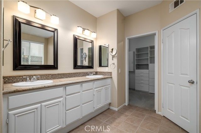 39483 Almaden Circle, Murrieta, CA 92563