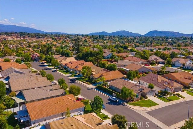 39483 Almaden Circle, Murrieta, CA 92563
