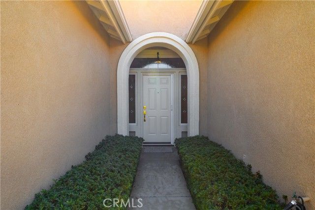 39483 Almaden Circle, Murrieta, CA 92563