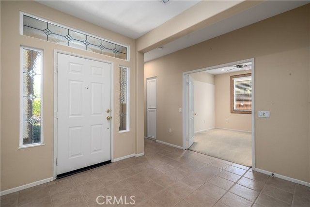 39483 Almaden Circle, Murrieta, CA 92563