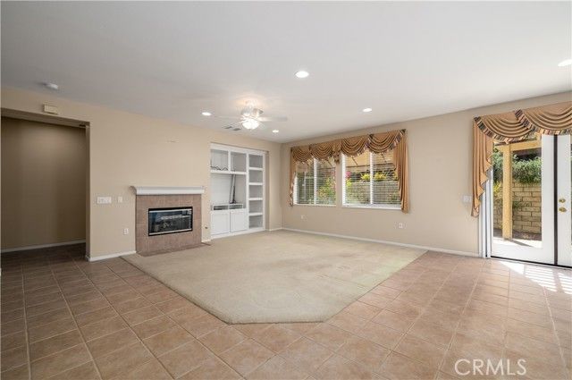 39483 Almaden Circle, Murrieta, CA 92563