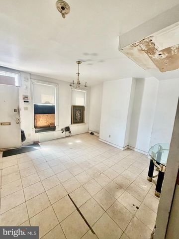 3935 WYALUSING, Philadelphia, PA 19104