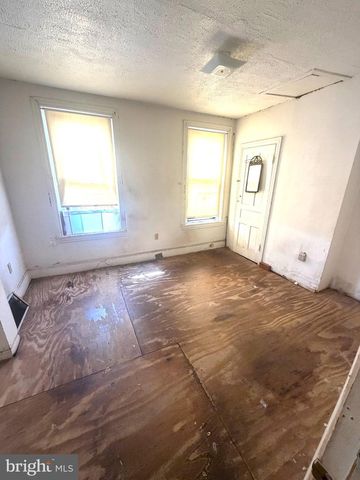 3935 WYALUSING, Philadelphia, PA 19104