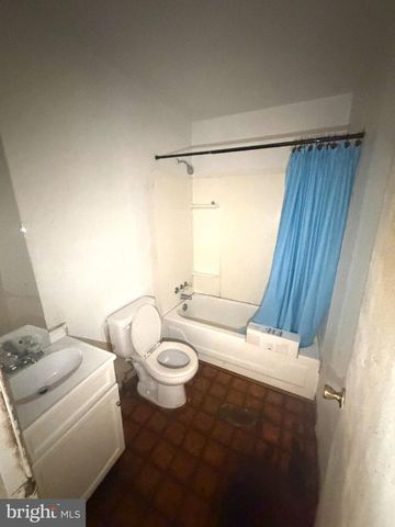 3935 WYALUSING, Philadelphia, PA 19104