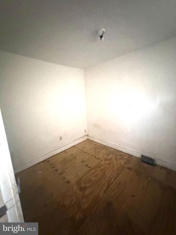3935 WYALUSING, Philadelphia, PA 19104