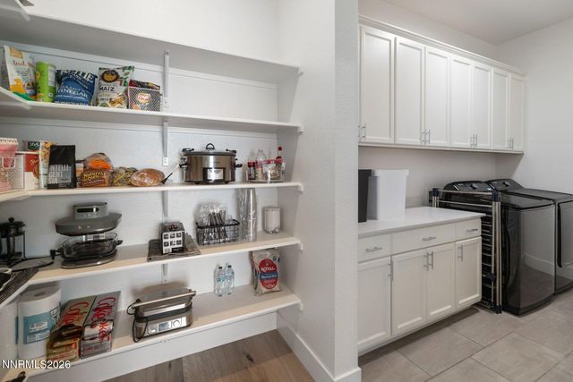 911 Solarium Drive, Reno, NV 89511