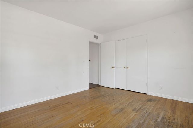 23635 Bessemer Street, Woodland Hills, CA 91367