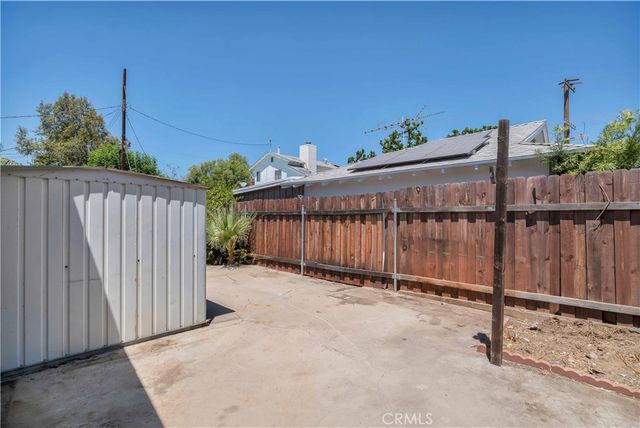 23635 Bessemer Street, Woodland Hills, CA 91367