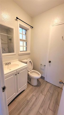 720 NE 5th Street 11, Hallandale Beach, FL 33009