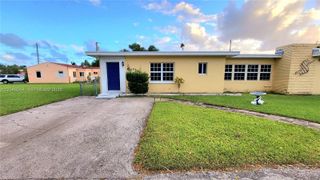 720 NE 5th Street 11, Hallandale Beach, FL 33009
