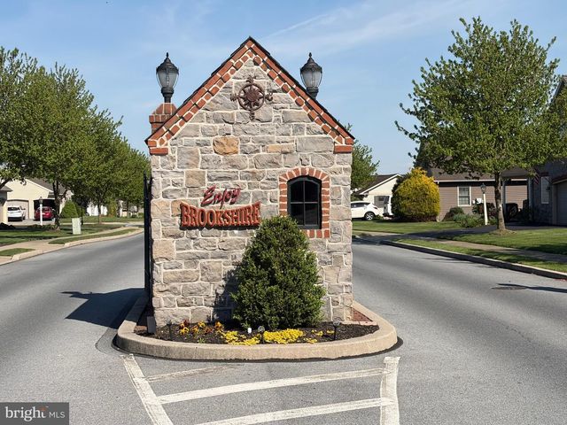 931 CAMBRIDGE DR, Manheim, PA 17545