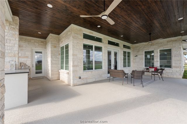 7844 Mathis Creek Drive, Bryan, TX 77808