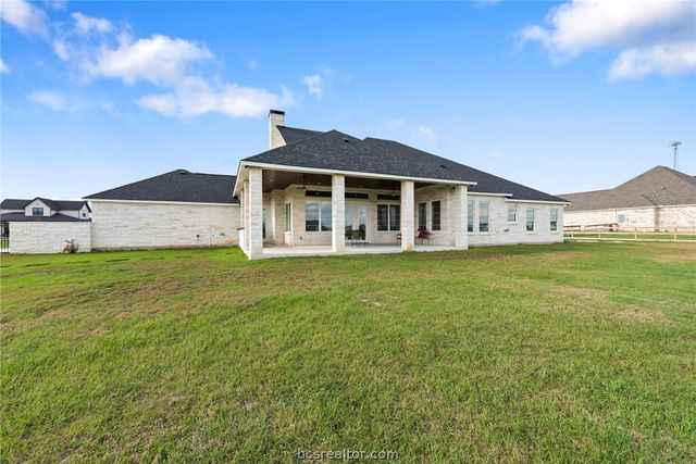 7844 Mathis Creek Drive, Bryan, TX 77808