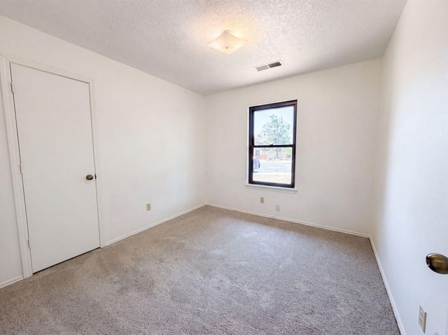 4417 Spanish Broom Court NW, Albuquerque, NM 87120
