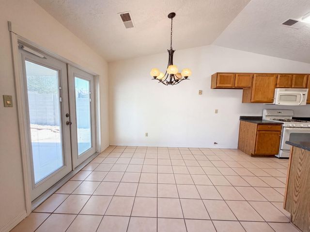 4417 Spanish Broom Court NW, Albuquerque, NM 87120