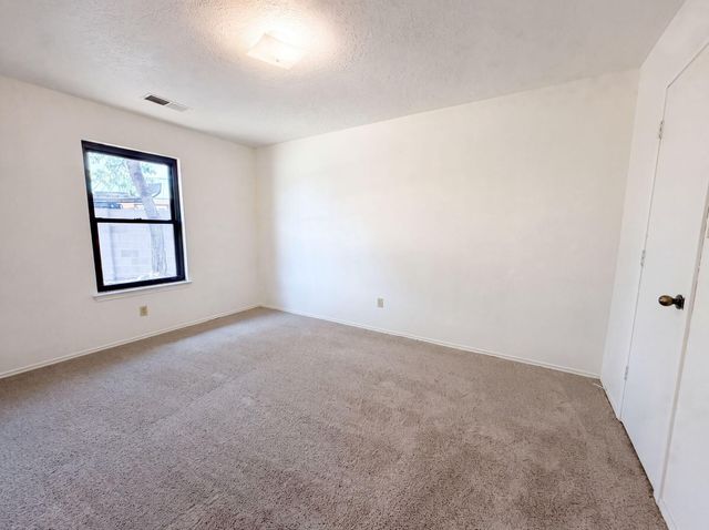 4417 Spanish Broom Court NW, Albuquerque, NM 87120