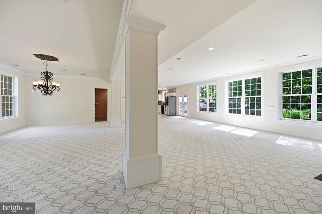 3209 SHOREVIEW RD, Triangle, VA 22172