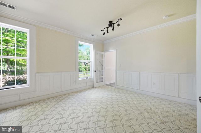 3209 SHOREVIEW RD, Triangle, VA 22172
