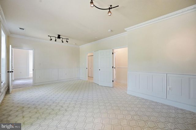 3209 SHOREVIEW RD, Triangle, VA 22172