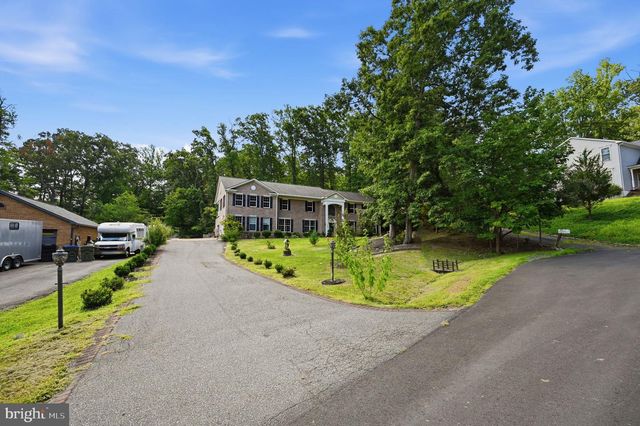3209 SHOREVIEW RD, Triangle, VA 22172
