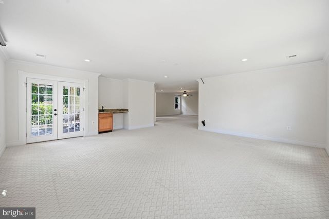 3209 SHOREVIEW RD, Triangle, VA 22172