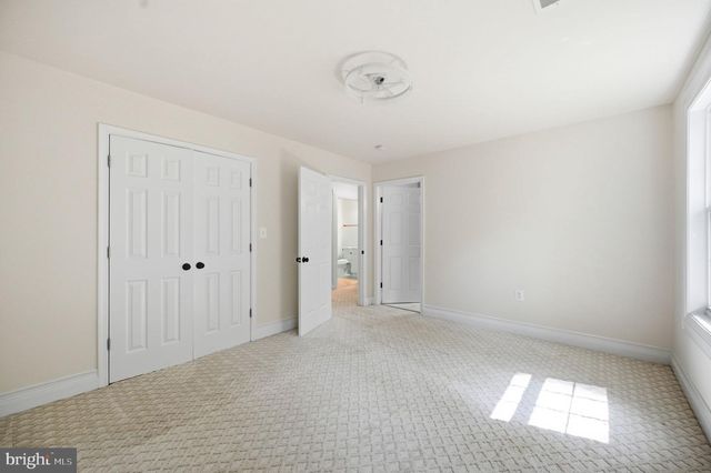 3209 SHOREVIEW RD, Triangle, VA 22172