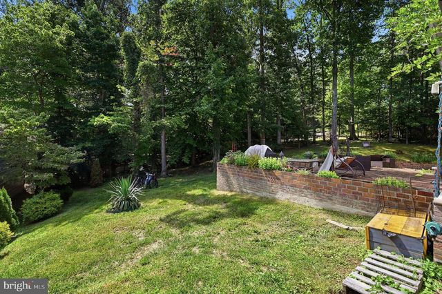 3209 SHOREVIEW RD, Triangle, VA 22172