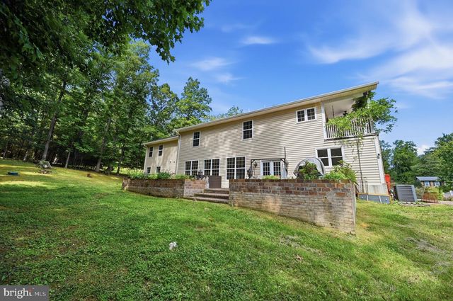 3209 SHOREVIEW RD, Triangle, VA 22172