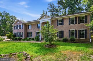 3209 SHOREVIEW RD, Triangle, VA 22172
