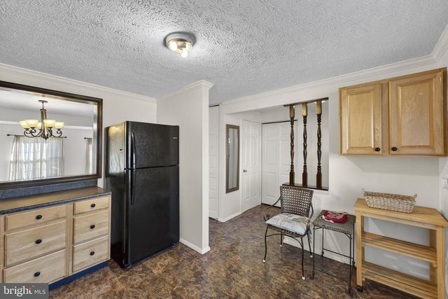 8123 STEEPLE CHASE CT, Springfield, VA 22153