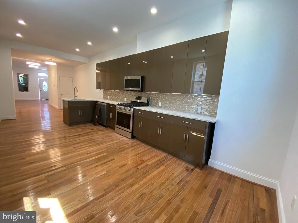 2539 N 30TH ST, Philadelphia, PA 19132