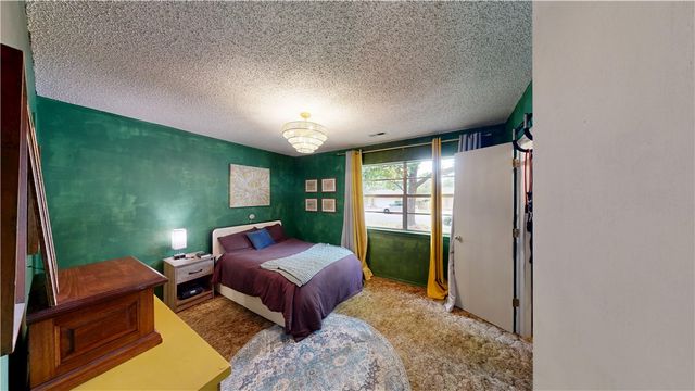 2848 Peg Lane, Fayetteville, AR 72703