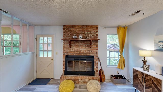 2848 Peg Lane, Fayetteville, AR 72703