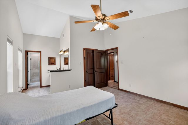 5680 Pratt Road, College Station, TX 77845