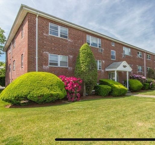 366 Elliot St 9, Newton, MA 02464