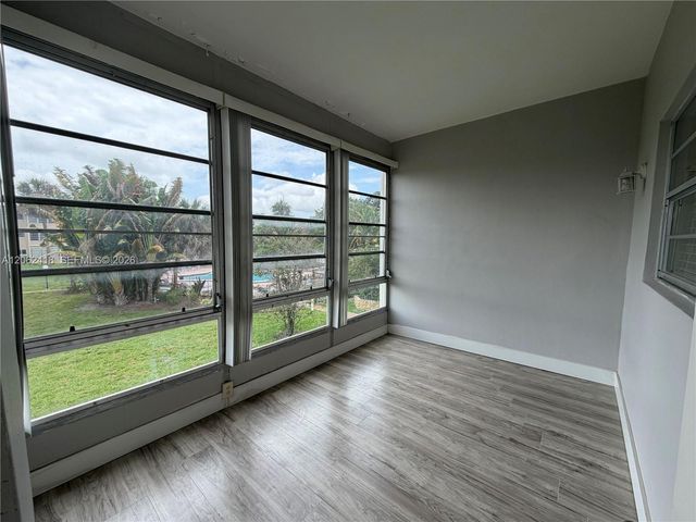 5071 W Oakland Park Boulevard 205, Lauderdale Lakes, FL 33313