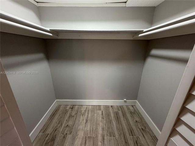 5071 W Oakland Park Boulevard 205, Lauderdale Lakes, FL 33313