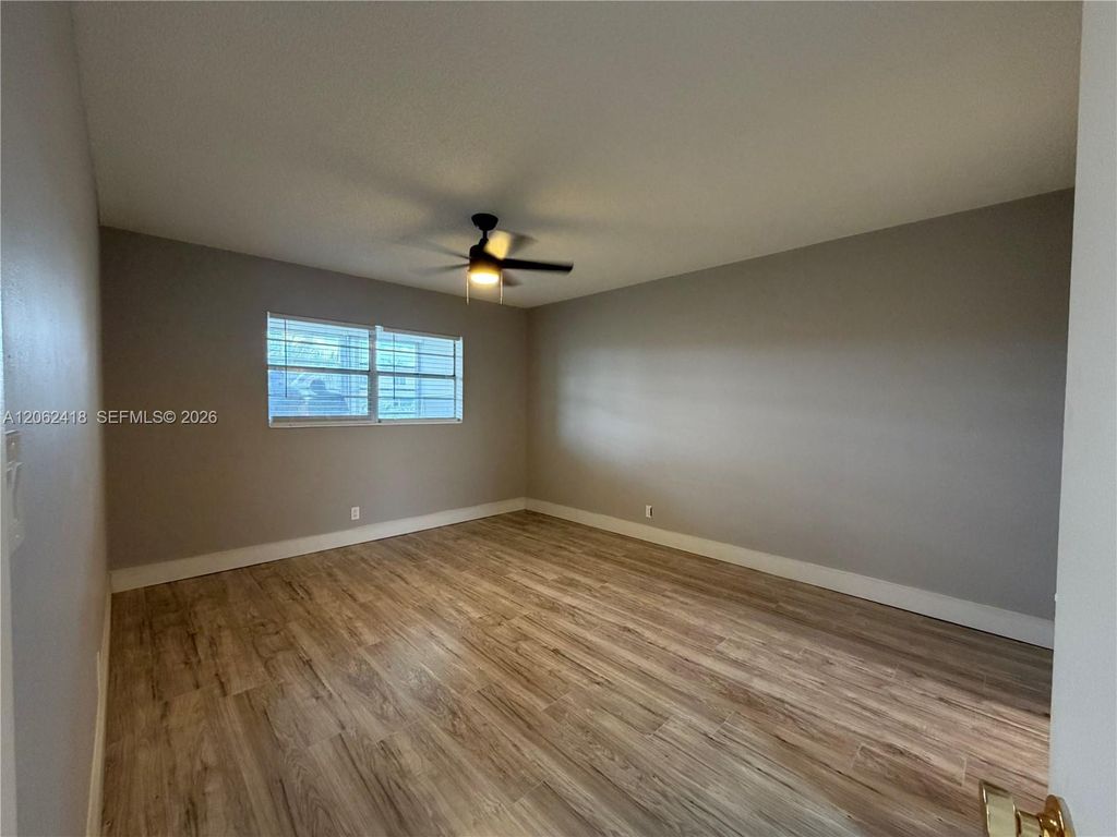 5071 W Oakland Park Boulevard 205, Lauderdale Lakes, FL 33313