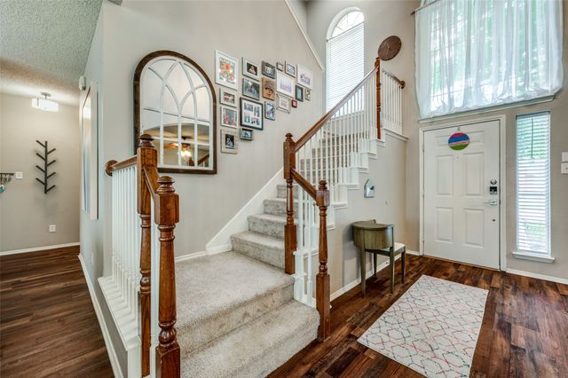 9513 Thorncliff Drive, Frisco, TX 75035