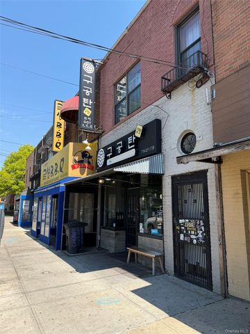 40-09 149th Place, Flushing, NY 11354