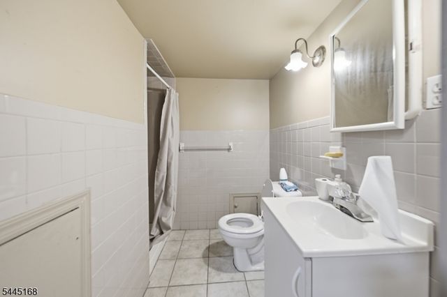 148 W End Ave, Englewood City, NJ 07631