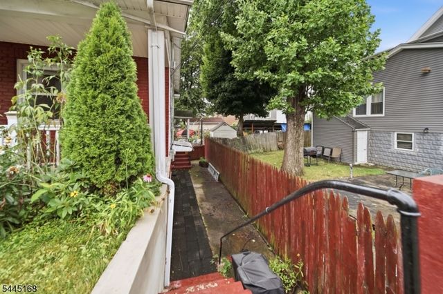 148 W End Ave, Englewood City, NJ 07631