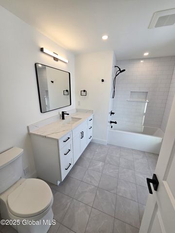 3 Faulkner Drive, Waterford, NY 12188