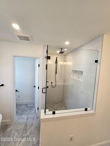 3 Faulkner Drive, Waterford, NY 12188