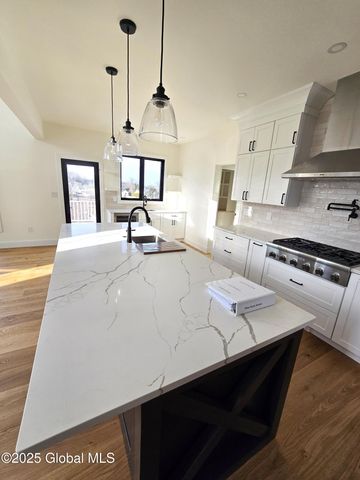 3 Faulkner Drive, Waterford, NY 12188