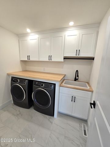 3 Faulkner Drive, Waterford, NY 12188