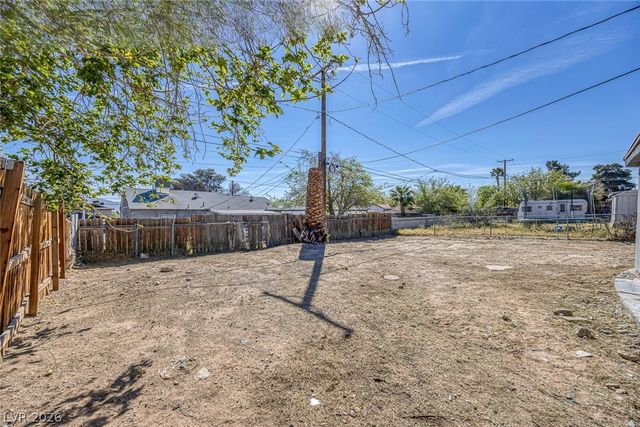 228 North 17th Street, Las Vegas, NV 89101